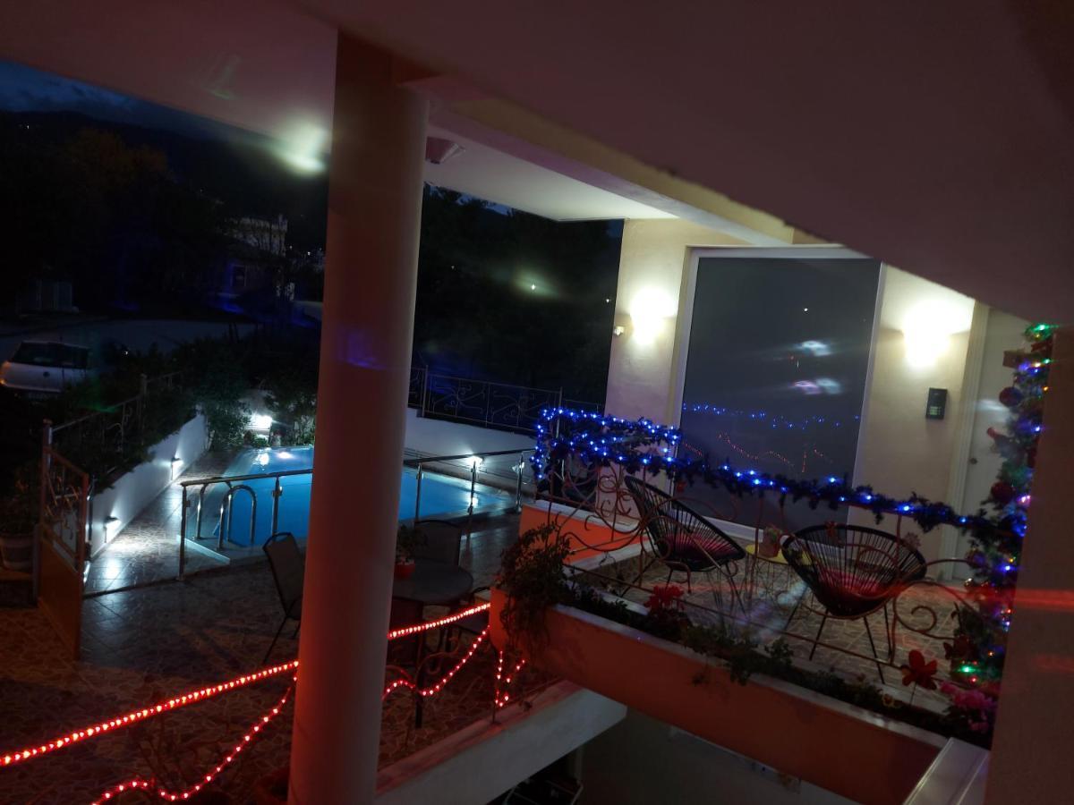 Violet Studio Με Πισίνα Volos Exterior photo